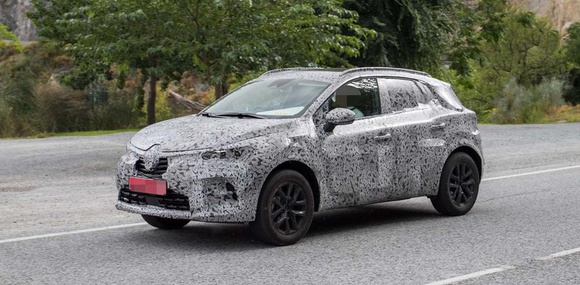 Renault вывела на тесты Captur нового поколения