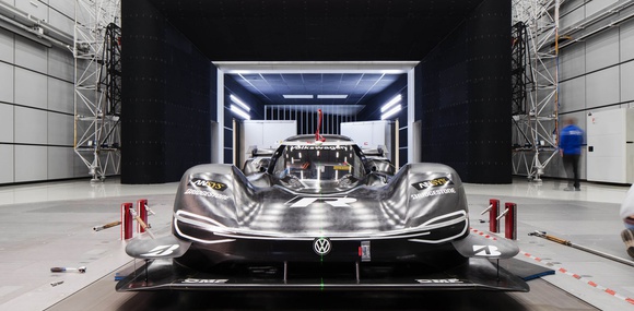 Volkswagen ID. R готовится покорить Нюрбургринг