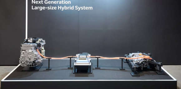 Honda розповіла про гібридний V6 для великих моделей автомобілів