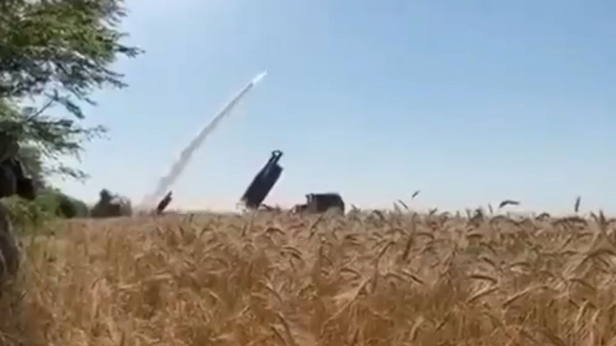 There Was A Video Of A Simultaneous Volley Of Four HIMARS Of The Armed ...