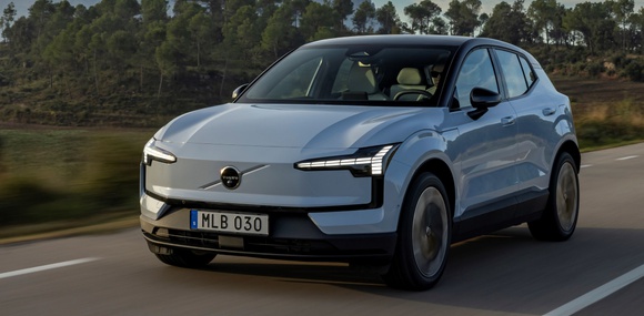 Volvo hat den EX30 Single Motor vorgestellt, der weniger als 40.000 $ kostet