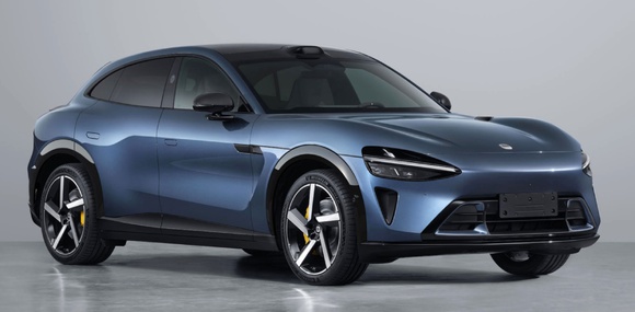 Xiaomi ведет разработку более дешевой версии кроссовера YU7 с батареей CATL