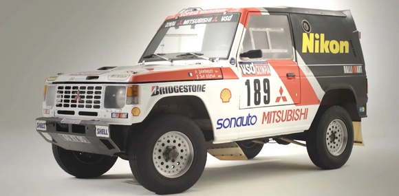 Mitsubishi відновила перший Pajero, який переміг у ралі Дакар