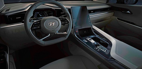 Hyundai раскрыла интерьер минивэна в стиле Tucson