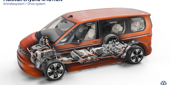 Volkswagen Multivan отримав нову PHEV версію з повним приводом