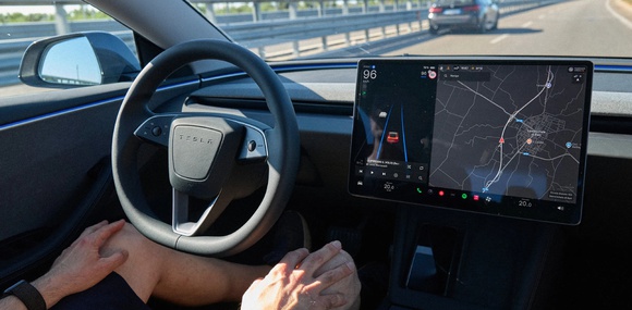 Tesla може перейменувати FSD перед виходом системи на ринок Європи