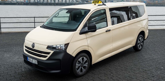 Нові VW Transporter та Caravelle для таксі: дев’ять місць та повна свобода вибору двигуна