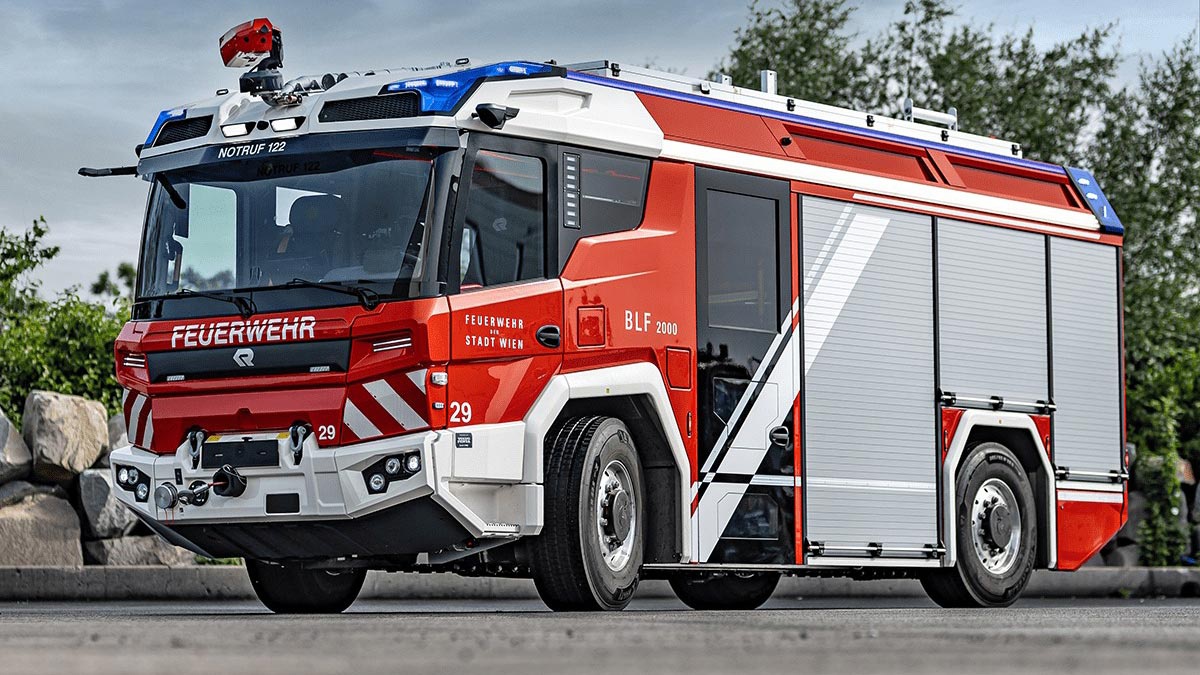 Vienna Fire Brigade purchases Rosenbauer electric firefighting vehicles ...