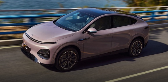 Эволюция через Wi-Fi: как обновление XOS 5.8.7 изменило кроссоверы Xpeng