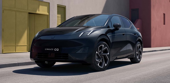 Lynk & Co 02 2027: новий колір, інший салон і швидше ПЗ