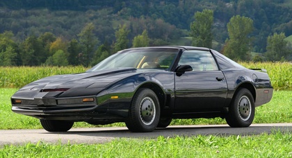 David Hasselhoffs K.I.T.T.-promotieauto uit 1982 onder de hamer in Zürich