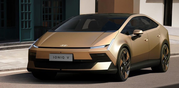 Дешевше за 15 000 доларів: Hyundai розпочала продажі електромобіля Ioniq V у Китаї