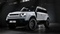 Land Rover Defender macht sich bereit, mit riesigen Kotflügelverbreiterungen und riesigen Reifen zu erobern