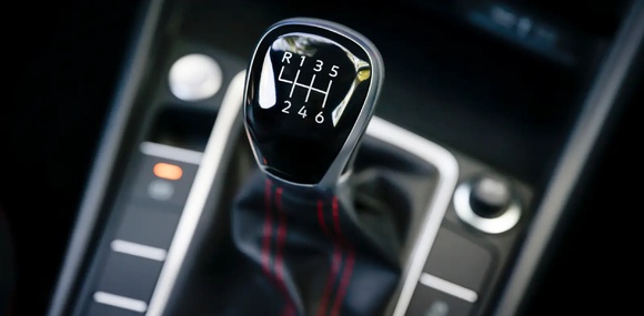 Volkswagen остаточно прощається з «механікою» у США