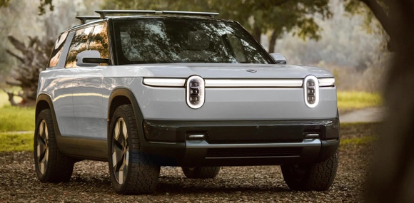 Rivian розкрила ціни та характеристики кросовера R2