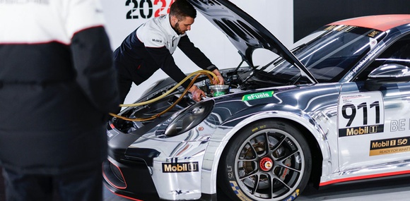 Перегони Porsche Supercup переходять на синтетичне паливо eFuels