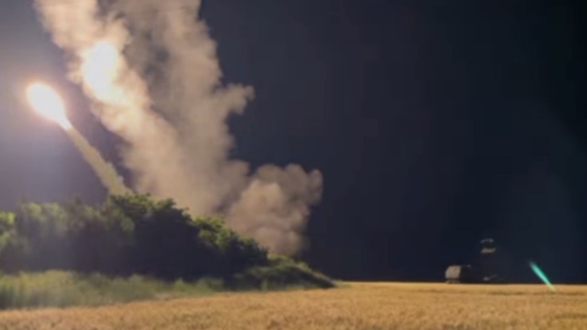 A Video Of Probably The First Combat Use Of HIMARS In Ukraine Has ...