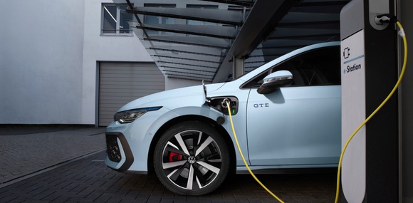 Плагін-гібриди випередили дизельні автомобілі за продажами в Європі