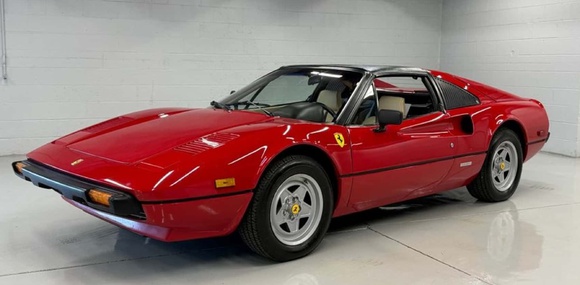 Ferrari 308 GTS по цене дизельной "четверки" BMW: легенда из "Детектива Магнума" уходит с молотка