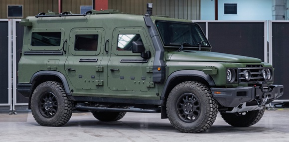 Ineos Grenadier отримав військові замовлення від Італії та Австрії