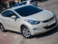 Hyundai Elantra  2013 271556 грн