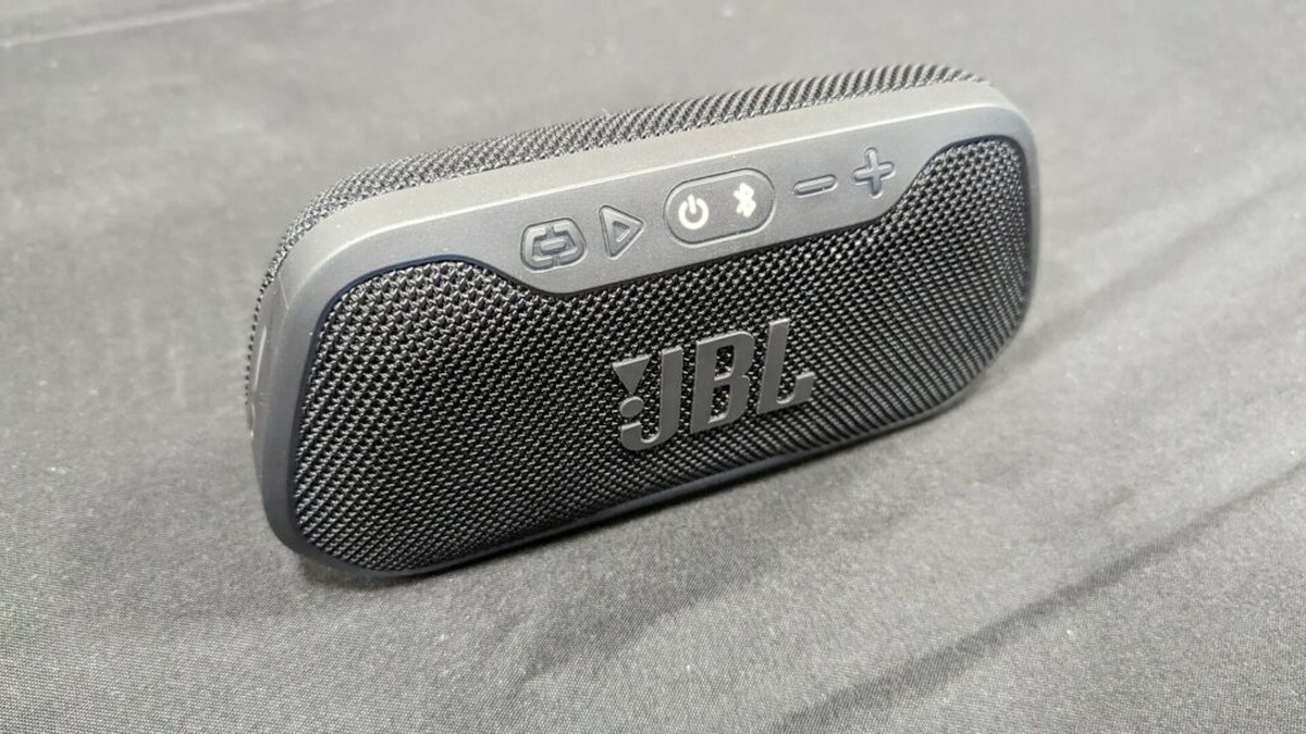 2024 Toyota Tacoma Features Tricky Removable Bluetooth Speaker by JBL ...