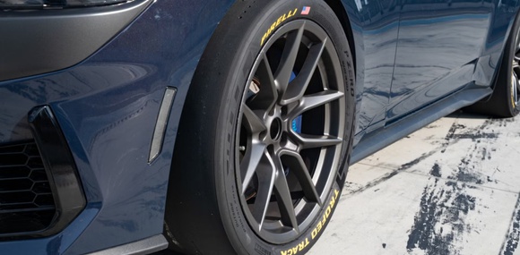 Pirelli представила новые шины P Zero Trofeo Track