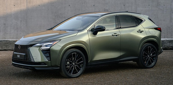 Lexus NX отримав більший запас ходу на електротязі та менше фізичних кнопок
