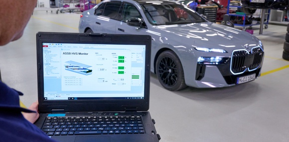 BMW испытывает твердотельные аккумуляторы Solid Power на прототипе i7