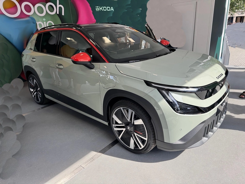 Škoda Epiq getoond op een standpresentatie