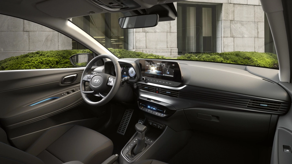 Interieur met standaard 10,25-inch navigatiescherm