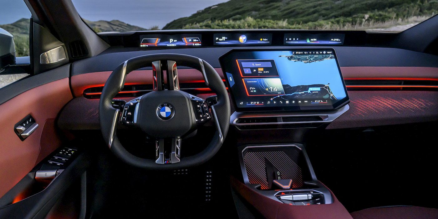 Interieur en dashboard van de BMW iX3