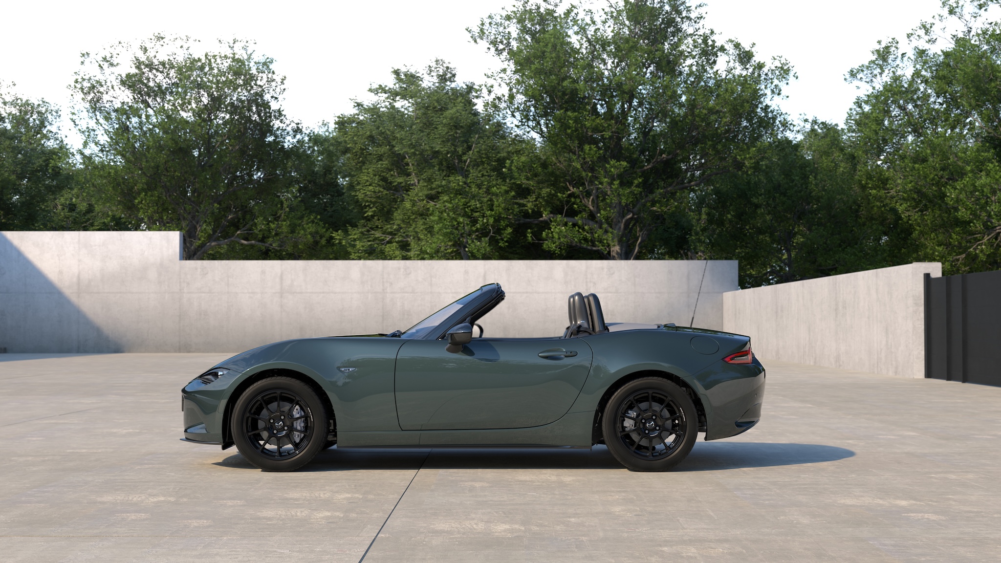 Mazda MX-5 gefotografeerd van de zijkant