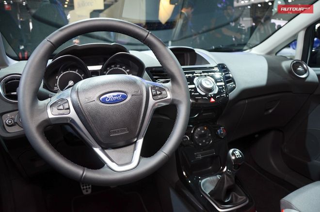 Ford Fiesta — парижский автосалон 2012, фото 6
