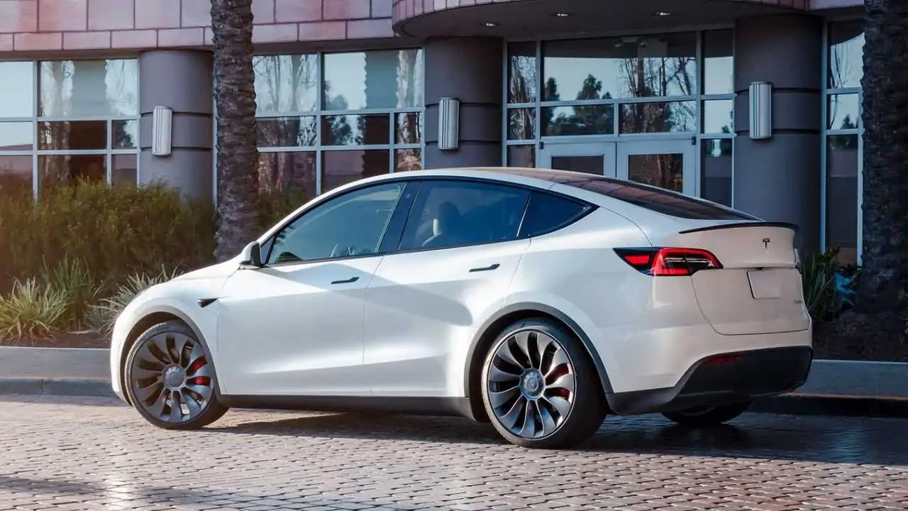Tesla Model Y Takes the Crown as the World's Best-Selling Car in Q1 2023 –  Autoua.net
