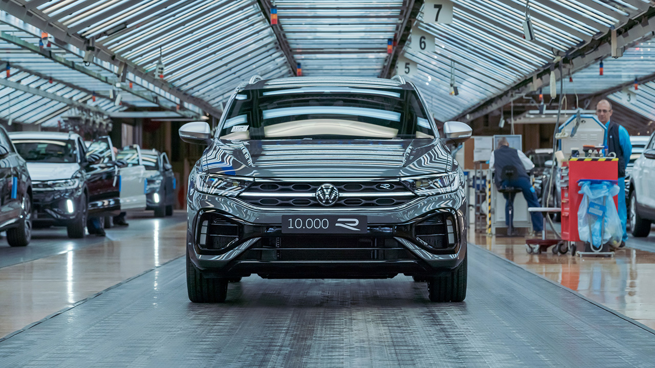 Europe July 2022: VW T-Roc #1 for the first time in market down